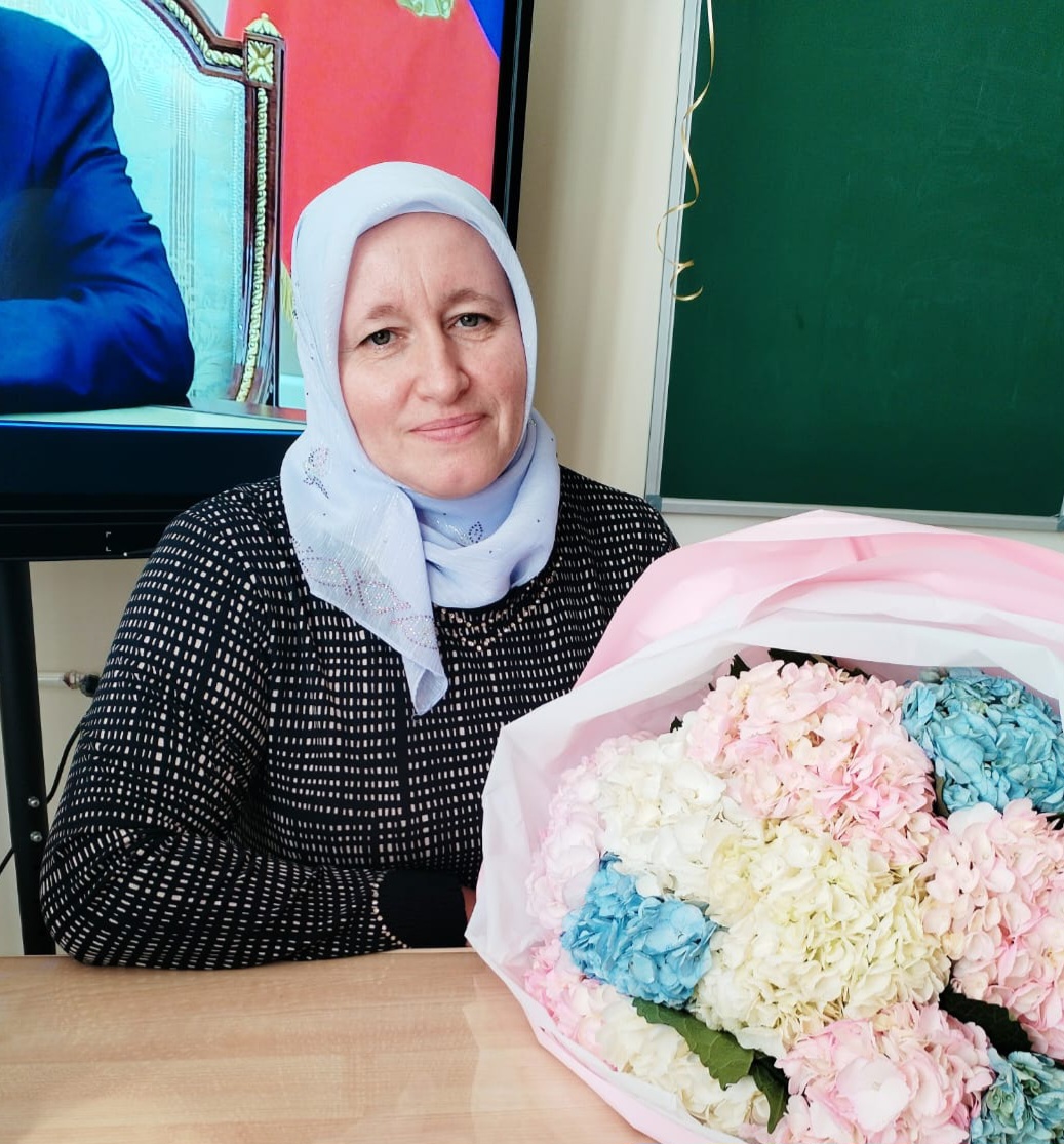 Манерова Равиля Сайяфовна.